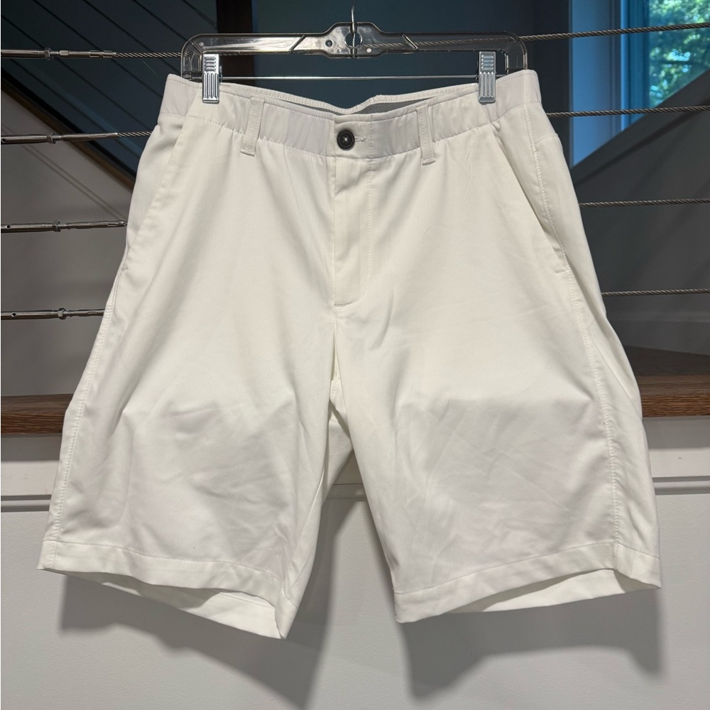 Men's under armor golf shorts 32